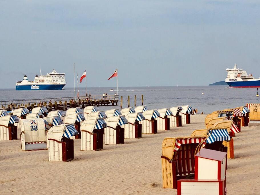 Penthaus Horizont Mit Meerblick Lübeck Exteriör bild